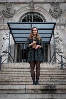 Bilder des Tages Spanish poet Alba Flores Robla poses after winning the 2017 Adonais Poetry award in Madrid, Spain, 15 December 2017. The Spanish Adonais Poetry award is granted to young poets and celebrates its 71 edition this year. Spanish poet Alba Flores wins Adonais Poetry award !ACHTUNG: NUR REDAKTIONELLE NUTZUNG!  Copyright: xLucaxPiergiovannix GRAF1919 20171215-636489504852326132
