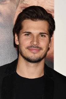 Gleb Savchenko at the Father Figures Movie Premiere on 13 12 2017 in Los Angeles Father Figures Movie Premiere in Hollywood Los Angeles 2017