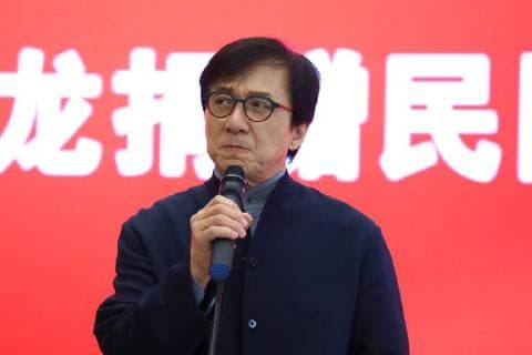 Hong Kong kungfu star Jackie Chan attends a ceremony to mark his donation of an antique street lamp and six replicas to the Shanghai History Museum in Shanghai, China, 17 December 2017. Jackie Chan on Sunday (17 December 2017) donated an antique street lamp and six replicas to the Shanghai History Museum. The 63-year-old film actor posed for pictures with one of the replicas during a ceremony at the museum at 325 Nanjing Road W. The original lamp is undergoing restoration, the museum said. Chan, a keen antiques collector outside his movie career, said he spotted a number of ornate street lamps on sale while filming in the United States many years ago. The Taiwan couple selling them said they were from Shanghai during the Republic of China (1912-1949) period. He bought 19 lamps from the couple at up to US$4,500 each and had them shipped  pbu726482_16
