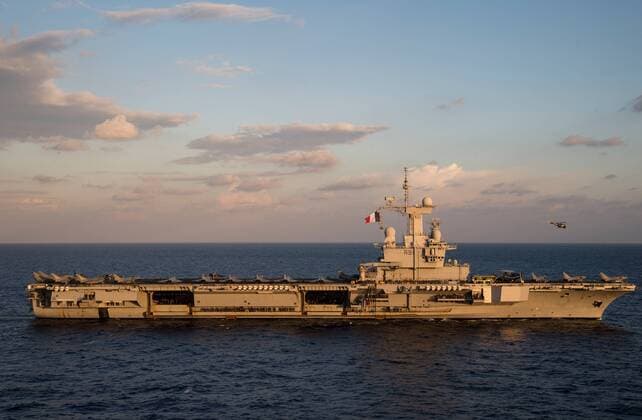 December 6, 2016 - At sea - The French Navy Charles de Gaulle-class nuclear-powered aircraft carrier FS Charles de Gaulle steams underway December 6, 2016 in the Mediterranean Sea. At sea - ZUMAp138 20161206_zaa_p138_074 Copyright: xPo1xRafaelxMartiex