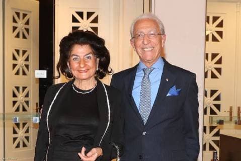 Hannover 19 12 2017 HCC awarding Leibniz ring on Hans Georg Näder Chief of the medical and prosthetic manufacturer Otto Bock from Duderstadt district of Göttingen Prof Dr Madjid Samii with his wife Mahshid