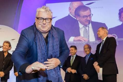 Hannover 19 12 2017 HCC awarding Leibniz ring on Hans Georg Näder Chief of the medical and prosthetic manufacturer Otto Bock from Duderstadt district of Göttingen