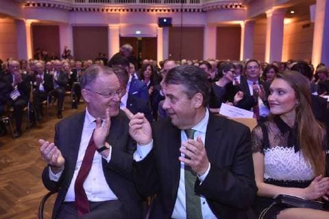 Leibniz-Ring-Verleihung in Hannover 19.12.17, Hannover , - Verleihung Leibnizring Kuppelsaal und Leibnizsaal Stephan Weil , Sigmar Gabriel -