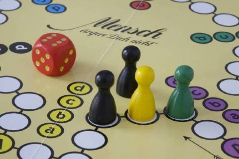 24 10 2017 figures in the colors of the Jamaica game Ludo you not dice game dice figures Jamaica colours black yellow green party parties CDU CSU FDP the Greens Coalition Jamaica Coalition black yellow green