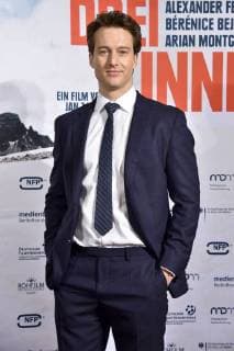 Alexander Fehling at the premiere of the movie three peaks three peaks in the international cinema Berlin 20 12 2017 Foto:xN.xKubelkax xFuturexImage
