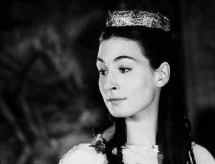 The 17 year old daughter of director John Huston , Anjelica Huston , is seen in her starring role in her father s film A Walk with Love and Death 18 September 1968, Austria Copyright: Topfoto  !ACHTUNG AUFNAHMEDATUM GESCHÄTZT! UnitedArchives1363452