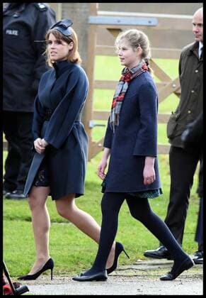. 24 12 2017. Sandringham, United Kingdom. The Queen attends Church. Princess Eugenie and Lady Louise Windsor join HM Queen Elizabeth II at the Christmas Eve Church Service at St. Mary Magdalene Church, Sandringham, Norfolk.  xAndrewxParsonsx xi-Imagesx IIM-16657-0008