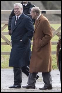 . 24 12 2017. Sandringham , United Kingdom. The Duke of Edinburgh and Duke of York leaving a church service at Sandringham in Norfolk, United Kingdom.  xStephenxLockx xi-Imagesx IIM-16654-0023