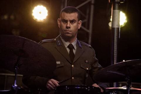 December 28, 2017 - Athens, Greece - Drummer seen playing during the Christmas concert of Big Band of Greek Army on Syntagma Square. Athens Greece - ZUMAs197 20171228_zaa_s197_021 Copyright: xGiorgosxZachosx