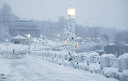 (171230) -- ONTARIO, Dec. 30, 2017 -- Ice and snow are seen in Niagara Falls Park in Ontario, Canada, on Dec. 30, 2017. Canada experienced extreme cold weather recently. ) CANADA-ONTARIO-EXTREME COLD WEATHER ZouxZheng 