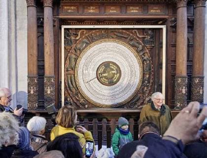In the Rostock Church 1 is the new year s day 1 2018 unveiled the new calendar of the historical astronomical clock and set in motion the clock got valid for only for the fifth time in their 546-year history a new calendar the new disc to up to 2150 be the old calendar was since the 1 January 1885 in operation and had to be renewe Copyright: ThomasxHäntzschelx xnordlicht