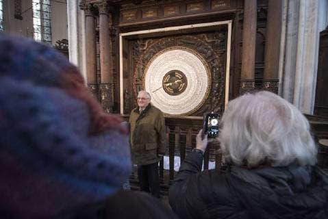 Revelation and commissioning of the new Calendarium of the astronomical clock in the Marienkirche in Rostock with Prof Manfred Schukowsk the ancient calendar of the clock was from the year 1885 in operation and had to be replaced after 48Ö577ÖTagen against a new calendar disc that Astronomical clock classed as the world s oldest original working their way in 1472 was in operation Copyright: FrankxHormannx xnordlicht