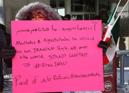 January 6, 2018 - Toronto, Ontario, Canada - Hundreds of Canadians take part in a protest against the Islamic Republic of Iran in Toronto, Ontario, Canada, on January 06, 2018. Protestors showed their solidarity with anti-government demonstrators in Iran and their support of a national uprising of the Iranian people. Protesters called for a regime change for social justice and freedom and democracy in Iran. There was a also a call that power in Iran be returned to Reza Pahlavi, the former Crown Prince of Iran and the last heir apparent to the defunct throne of the Imperial State of Iran and the current head of the exiled House of Pahlavi. Toronto Canada  - ZUMAn230 20180106_zaa_n230_1129 Copyright: xCreativexTouchxImagingxLtdx