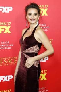 Entertainment Bilder der Woche Themen der Woche Penelope Cruz bei der Premiere der FX TV-Serie The Assassination of Gianni Versace: American Crime Story im ArcLight Hollywood. Los Angeles, 08.01.2018 *** Penelope Cruz at the premiere of the FX television series the assassination of Gianni Versace American crime story at the ArcLight Hollywood Los Angeles 08 01 2018 Foto:xD.xBedrosianx xFuturexImage