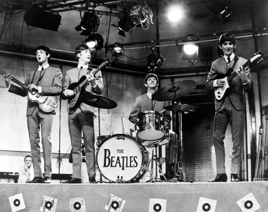 THEA BEATLES: GEORGE HARRISON, JOHN LENNON, RINGO STAR AND PAUL MACARTNEY ; 11 OCTOBER 1963, Copyright: Topfoto  UnitedArchivesIPU464805