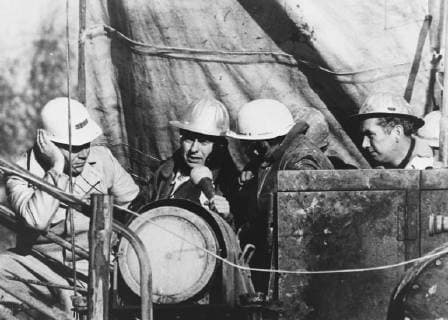 DISASTER IN IRON ORE MINE TRAPPED MINER HERMANN LUBKE RESCUED IN LENGEDE, GERMANY ; 9 NOVEMBER 1963, Copyright: Topfoto  UnitedArchivesIPU466535