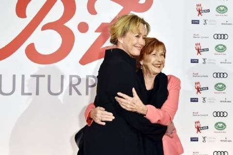 Debora refuses and Brigitte Grothum at the 27 B Z Kulturpreis 2018 in the Volksbühne Berlin 09 01 2018 Foto:xN.xKubelkax xFuturexImage