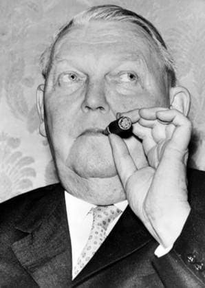 WEST GERMAN CHANCELLOR LUDWIG ERHARD PRESS CONFERENCE IN COPENHAGEN ; 14 JULY 1964, Copyright: Topfoto  UnitedArchivesIPU480784