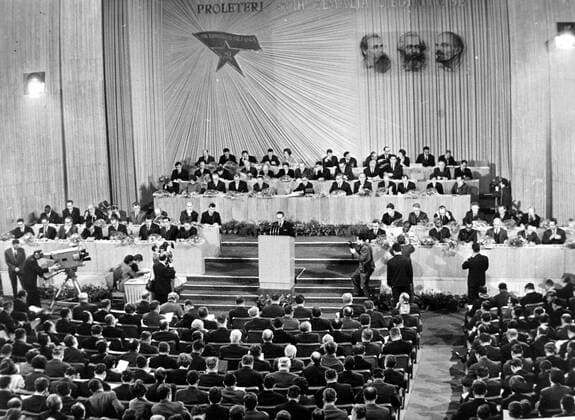 PRESIDENT JOSIP BROZ TITO AT COMMUNIST CONGRESS IN BELGRADE ; 10 DECEMBER 1964, Copyright: Topfoto  UnitedArchivesIPU489859