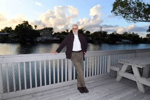 FORT LAUDERDALE, FL - JANUARY 11: Television icon James Cromwell receives PETA s annual Hero to Animals Award at a special dinner honoring him at South Florida s Sublime Restaurant & Bar on January 11, 2018 in Fort Lauderdale, Florida Copyright: xHoo-Me.com xMediaPunchx