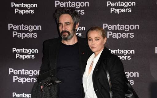 Emmanuelle Beart et Frederic CELEBRITES : Avant premiere du film PENTAGON PAPERS - Paris - 13 01 2018 FedericoPestellini Panoramic 
