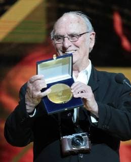 The director Carlos Saura after receiving the Gold Medal during the Forque awards gala held at the Congress Palace in Zaragoza, Spain, 13 January 2018. Forque awards gala !ACHTUNG: NUR REDAKTIONELLE NUTZUNG!  Copyright: xJAVIERxCEBOLLADAx GRAF1526 20180114-636514912365296837