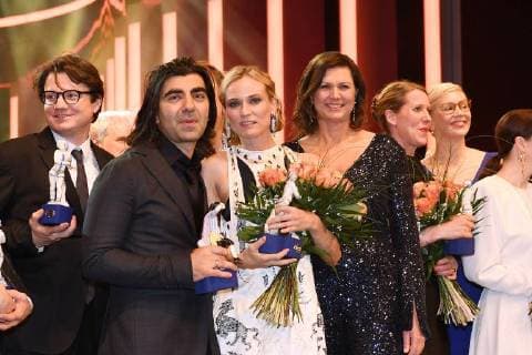 The two prize winners Fatih Akin and Diane Kruger with Ilse Aigner at the Bavarian film award 2018 on November 19 01 2018 in the Prinzregententheater in Munich Bayerischer Filmpreis 2018 in Munich