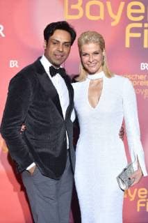 Natascha green presenter with param Multani Bavarian film awards 2018 red carpet red carpet on the 19 01 2018 in the Prince Regent Theatre in Munich