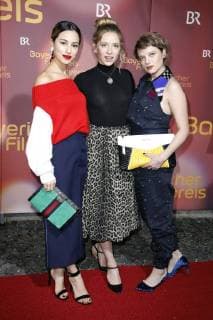 Gizem Emre Anna Lena Klenke and Jella Haase at the ceremony of the Bavarian film awards 2017 in the Prinzregententheater Munich 19 39 01 2018 Foto:xS.xGabschx xFuturexImage