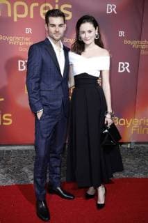 Lucas Reiber and Lea van Acken at the ceremony of the Bavarian film awards 2017 in the Prinzregententheater Munich 19 39 01 2018 Foto:xS.xGabschx xFuturexImage