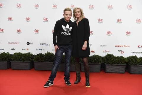 Vanya Wellens (R) and her godchild Kian pictured on the red carpet at the arrival for the eleventh edition of the MIA s (Music Industry Award) award show, in Brussels, Tuesday 30 January 2018. The MIA awards are handed out by the VRT and Kunstenpunt.  JASPERxJACOBS 05286473