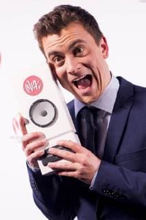 actor and singer Niels Desstadsbader with his award at the eleventh edition of the MIA s (Music Industry Award) award show, in Brussels, Tuesday 30 January 2018. The MIA awards are handed out by the VRT and Kunstenpunt.  JASPERxJACOBS 05286833