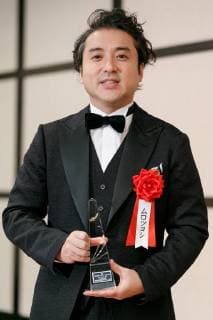 Japanese actor Tsuyoshi Muro poses for the cameras during the Elan d Or Award ceremony on February 1, 2018, Tokyo, Japan. The award organized by the All Nippon Producers Association (ANPA) recognizes outstanding actors, movies and TV dramas.  (gxta_elandor018)