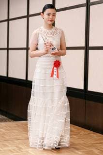 Japanese actress Hana Sugisaki poses for the cameras during the Elan d Or Award ceremony on February 1, 2018, Tokyo, Japan. The award organized by the All Nippon Producers Association (ANPA) recognizes outstanding actors, movies and TV dramas.  (gxta_elandor027)