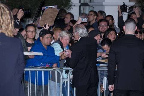 Christopher Lloyd with fans at 33rd Santa Barbara International Film Festival Virtuosos Award at Arlington Theatre on February 3, 2018 in Santa Barbara, California USA 2018 The 33rd Santa Barbara International Film Festival Virtuosos Award at Arlington Theatre on February 3, 2018 in Santa Barbara, California  Copyright: xMSUxStudiox