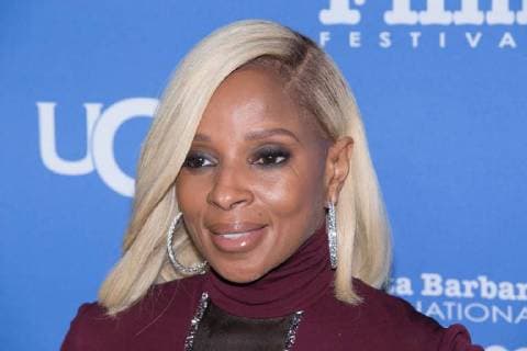 Mary J. Blige attends 33rd Santa Barbara International Film Festival Virtuosos Award at Arlington Theatre on February 3, 2018 in Santa Barbara, California USA 2018 The 33rd Santa Barbara International Film Festival Virtuosos Award at Arlington Theatre on February 3, 2018 in Santa Barbara, California  Copyright: xMSUxStudiox