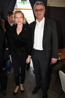 Sunnyi Melles Siegfried Schneider Muenchen 31.01.18 Electric Elephant FFF Bayern Presselunch FFF Bayern *** Sunnyi Melles Siegfried Schneider Munich 31 01 18 electric elephant FFF Bayern press packed FFF Bayern