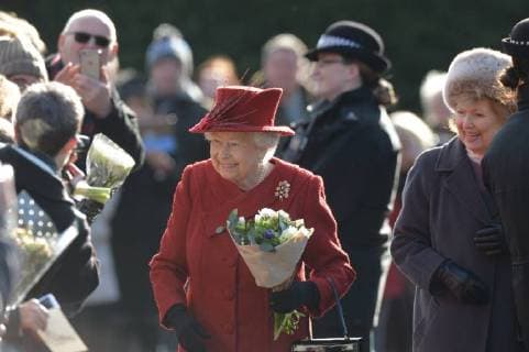 . 04 02 2018. West Newton, United Kingdom. The Queen and Prince Phillip attend St Peter and St Paul Church in West Newton in Sandringham, Norfolk, UK.  xBenxStevensx xi-Imagesx IIM-16874-0012