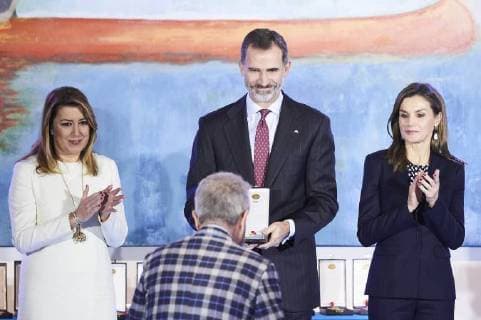 06-02-2018 Spain Queen Letizia and King Felipe during the presentation of the Golden Medals to the Fine Arts Merit at the Centre Pompidou in Malaga No Spain  Copyright: xPPE THORTONx