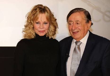 Melanie GRIFFITH first event ofter here nose op Wien, Lugner City, 07.02.2018 Melanie GRIFFITH , Richard LUGNER *** Melanie GRIFFITH first event ofter here nose op Vienna Lugner city 07 02 2018 Melanie GRIFFITH Richard LUGNER