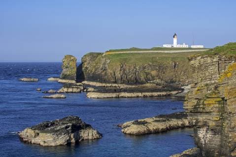 Noss Head Lighthouse near Wick in Caithness, Highland, Scotland, UK Le phare de Noss Head près de Wick, Caithness, Ecosse, Royaume-Uni 26 05 2017  PhilippexClément belpress_00119416-013