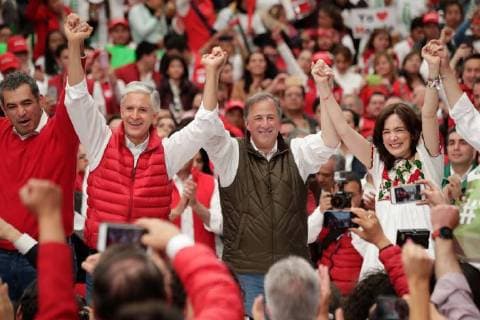 February 11, 2018 - EUM20180211NAC05.JPG.TLALNEPANTLA, Mex., Campaign Campana-PRI.- El precandidato presidencial de la coalicion Todos por Mexico , Jose Antonio Meade, encabezo el evento de cierre de precampana con simpatizantes en el municipio mexiquense de Tlalnepantla, este 3 de febrero de 2018. En imagen, Enrique Ochoa, dirigente nacional del PRI; Alfredo del Mazo, gobernador del Estado de Mexico; el precandidato Meade y su esposa Juana Cuevas. Foto: Agencia EL UNIVERSAL Ivan Stephens AFBV  - ZUMAu78_ 20180211_zaf_u78_012 Copyright: xIvanxStephensx