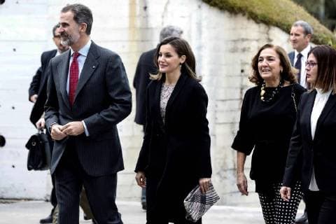 Spain s King Felipe VI (L) and Queen Letizia (C) arrive for the 2017 Design and Innovation Awards handover ceremony in Madrid, Spain, 12 February 2018. The Design and Innovation Awards are given by Spanish Economy, Industry and Competitiveness Ministry. Royal Couple chairs Design and Innovation Awards ceremony !ACHTUNG: NUR REDAKTIONELLE NUTZUNG!  Copyright: xEmilioxNaranjox GRAF9739 20180212-636540399672317452