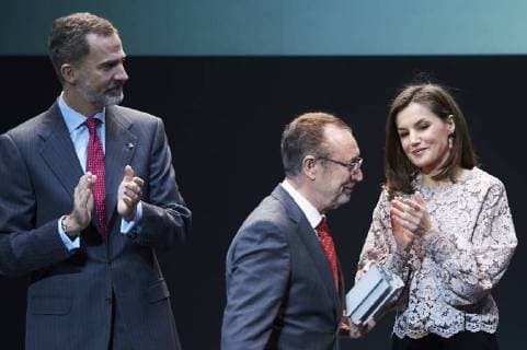 February 12, 2018 - Mostoles, Madrid, Spain - King Felipe VI of Spain, Queen Letizia of Spain attend Delivery of the National Innovation and Design Awards 2017 at Teatro del Bosque on February 12, 2018 in Mostoles, Spain Mostoles Spain  - ZUMAg15_ 20180212_zaf_g15_024 Copyright: xJackxAbuinx