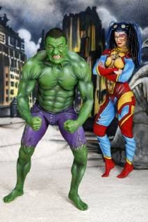 GEEK ART Bodypainting meets SciFi fantasy and more Hulk vs Iron Quinn photo shooting with the models of Fred and Sarah as a Hulk and iron Quinn in a comic backdrop in the Photo Studio of Schubert Niedernwöhren 13 02 2018 a project of photographer Tschiponnique skupin and the Bodypainters and Transformakers Enrico flax Foto:xT.xSkupin,xB.xSchubertx xFuturexImage