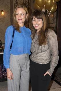 Isabel Thierauch and Ina Paule Klink at the ceremony of the blue flower award 2018 in the restaurant Grosz Berlin 14 02 2018 Foto:xK.xWernerx xFuturexImage