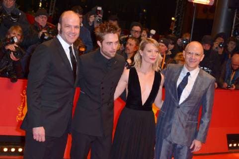 68eme Festival International du Film de Berlin. Berlinale. Presentation du film Damsel . 224259 2018-02-16 Allemagne Pattinson, Robert; Wasikowska, Mia  Copyright: xThomasxBohlenx xStarfacex STAR_224259_001