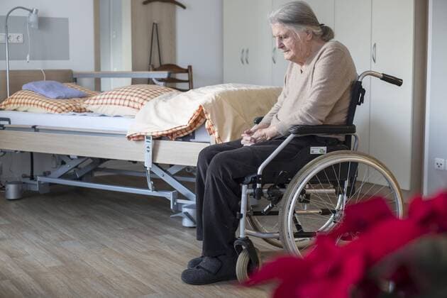 Dementia Lady in the wheelchair alone in her room in the retirement home in Cologne Nordrhein Westfalen Germany Europe Copyright: imageBROKER/JanxTepass ibxjte04628106.jpg