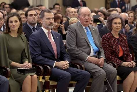 (L-R) Spain s Queen Letizia, King Felipe VI, Emeritus King Juan Carlos, and Emeritus Queen Sofia, during National Sports Awards 2016 ceremony chair by Spanish Royals held at Pardo Palace in Madrid, Spain, 19 February 2018. Spanish Royals present 2016 National Sports Awards !ACHTUNG: NUR REDAKTIONELLE NUTZUNG!  Copyright: xBallesterosx GRAF4742 20180219-636546497910011158