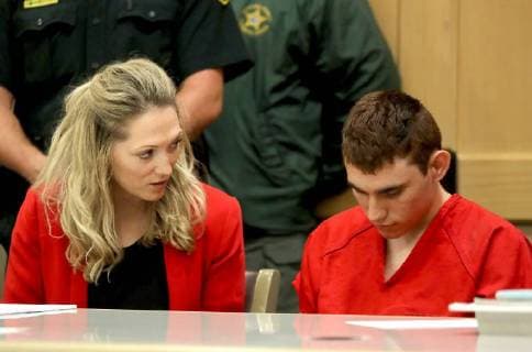 Themen der Woche Bilder des Tages Amoklauf in Parkland: Gerichtsanhörung von Nikolas Cruz February 21, 2018 - Ft. Lauderdale, FL, USA - Nikolas Cruz appears in court for a status hearing before Broward Circuit Judge Elizabeth Scherer, Cruz is facing 17 charges of premeditated murder in the mass shooting at Marjory Stoneman Douglas High School in Parkland. , South Florida Sun-Sentinel Ft. Lauderdale USA - ZUMAss5_ 20180221_zaf_ss5_012 Copyright: xMikexStockerx